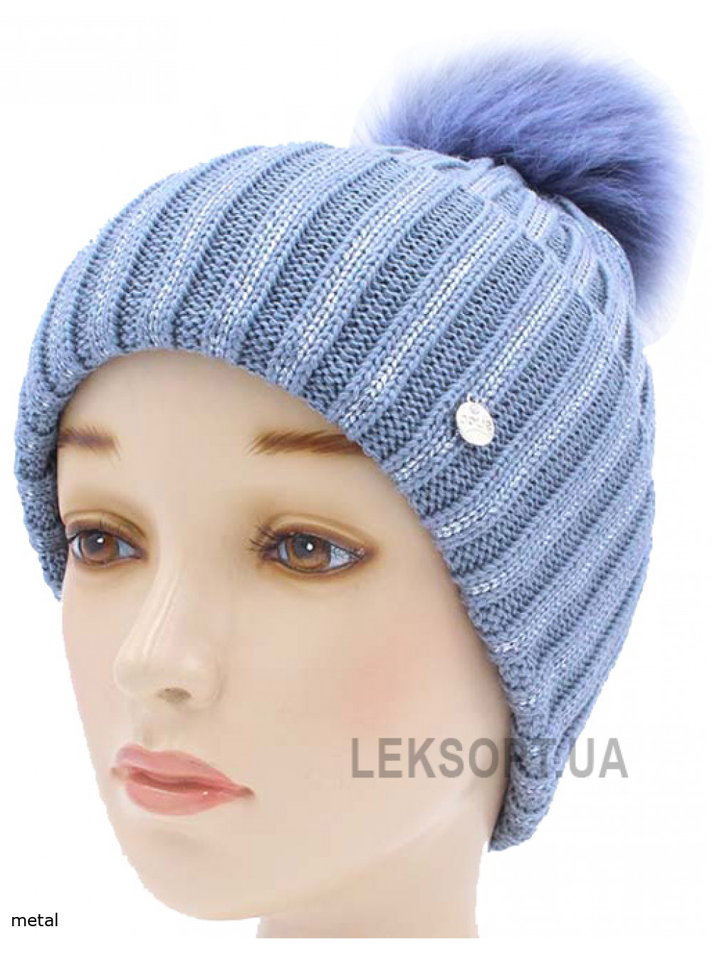 Women's hat with pompom Luchiya