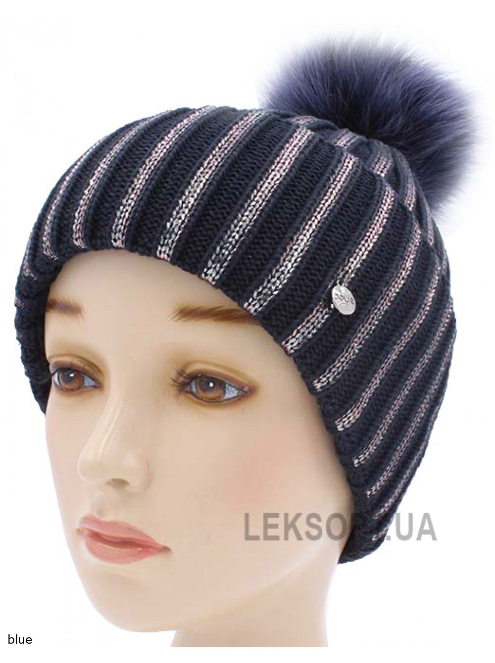 Women's hat with pompom Luchiya