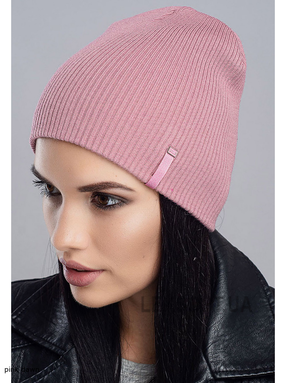 Women's cap Kupol
