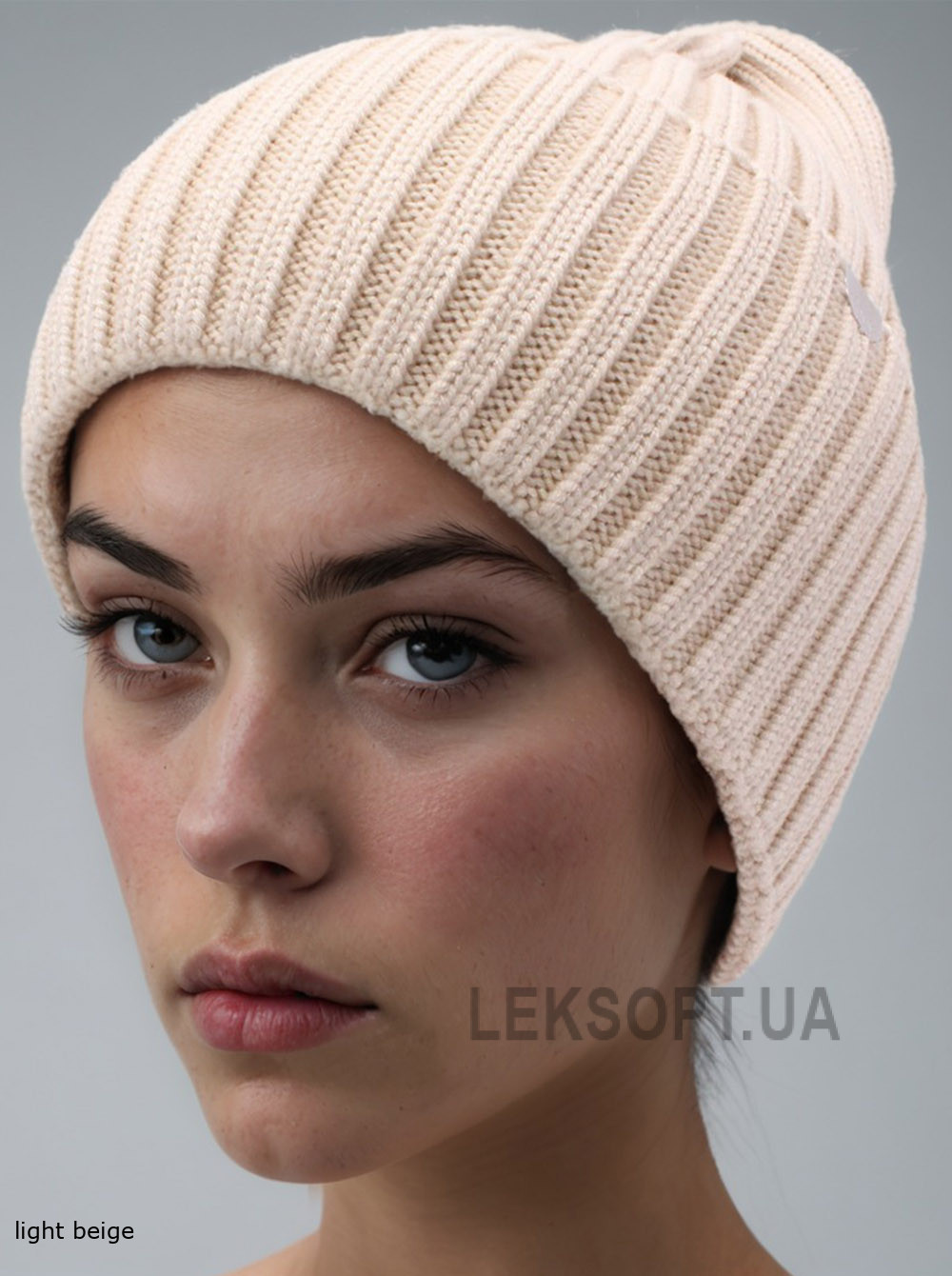 Women's cap with a turn-up Bomond