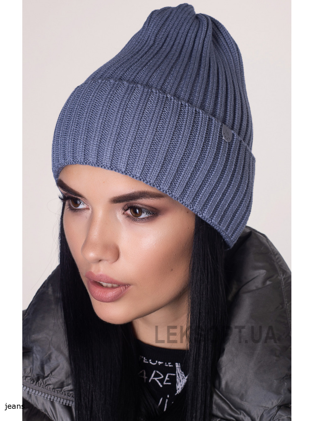 Women's cap with a turn-up Bomond