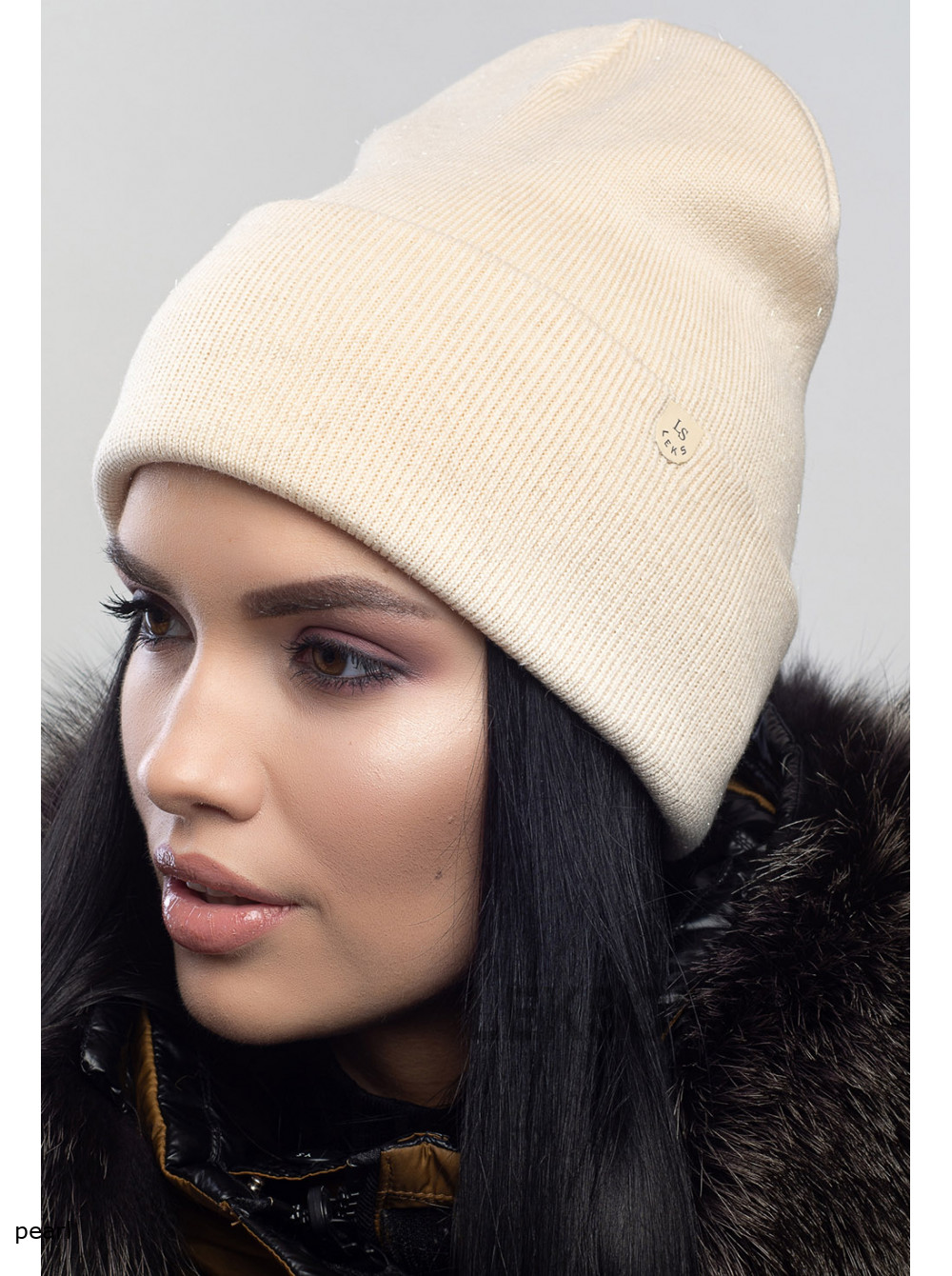 Women's cap with a turn-up Passazh