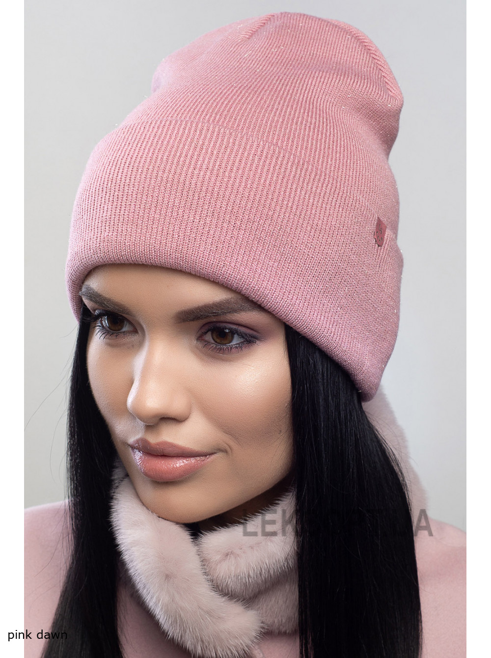 Women's cap with a turn-up Passazh