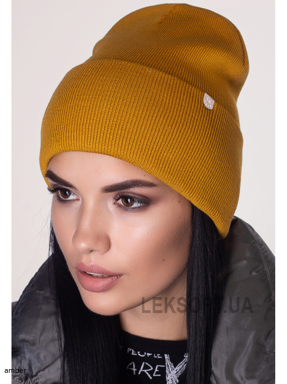 Women's cap with a turn-up Passazh