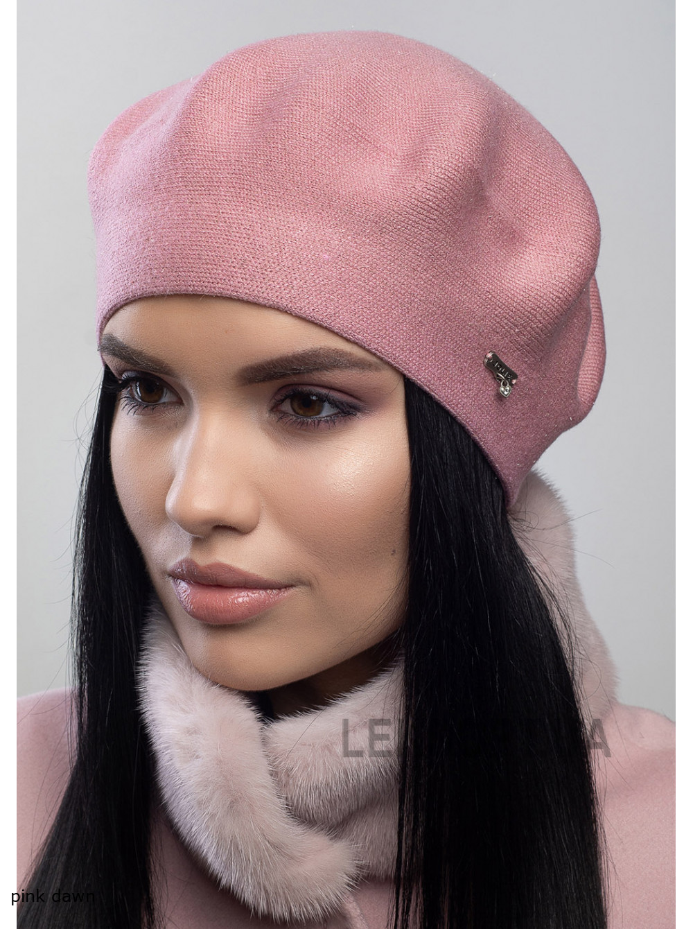 Women's beret Skazka