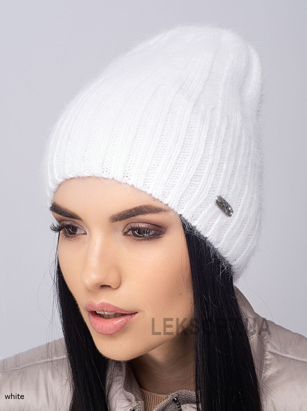 Women's cap Bogema