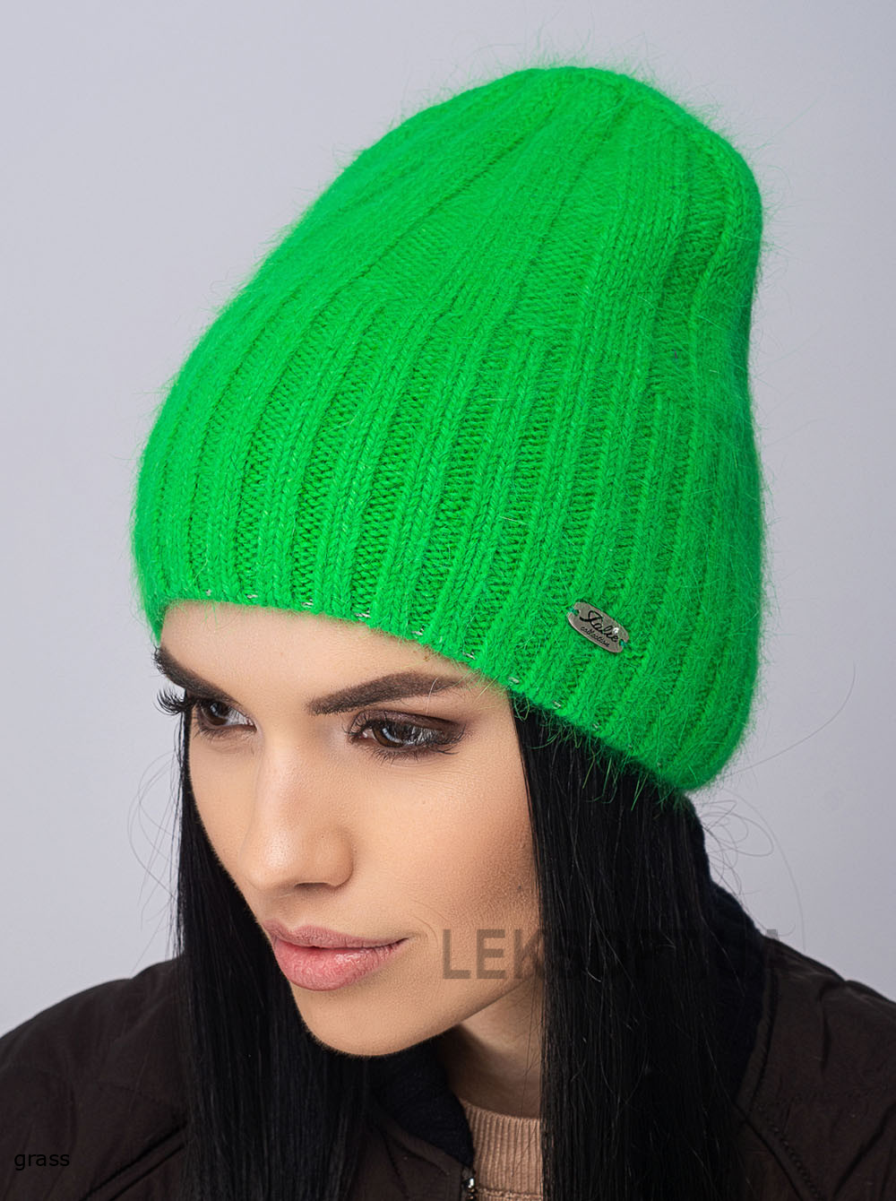 Women's cap Bogema