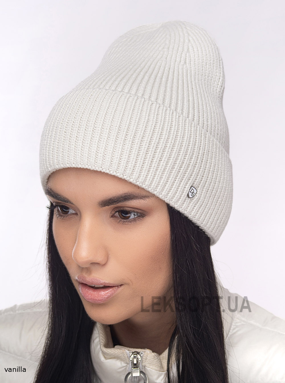 Women's cap with a turn-up Val'kiriya