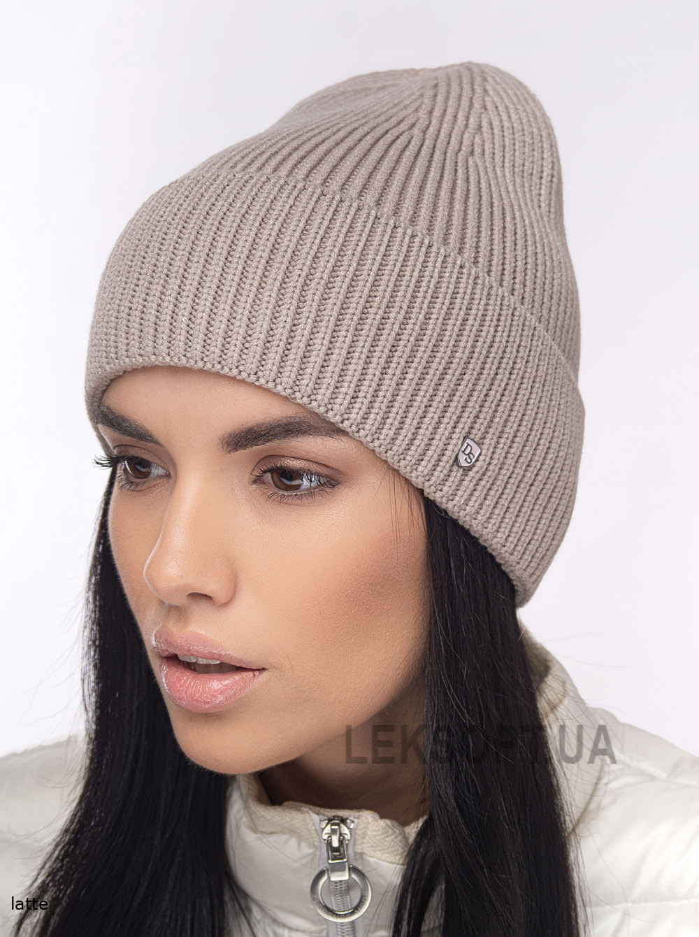 Women's cap with a turn-up Val'kiriya