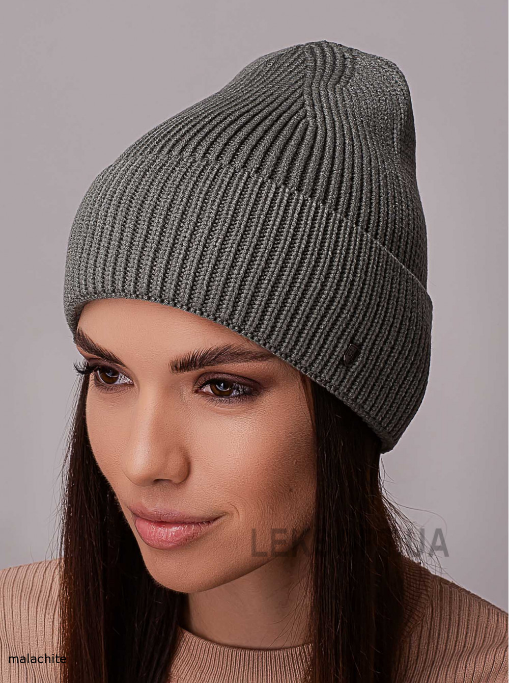 Women's cap with a turn-up Val'kiriya