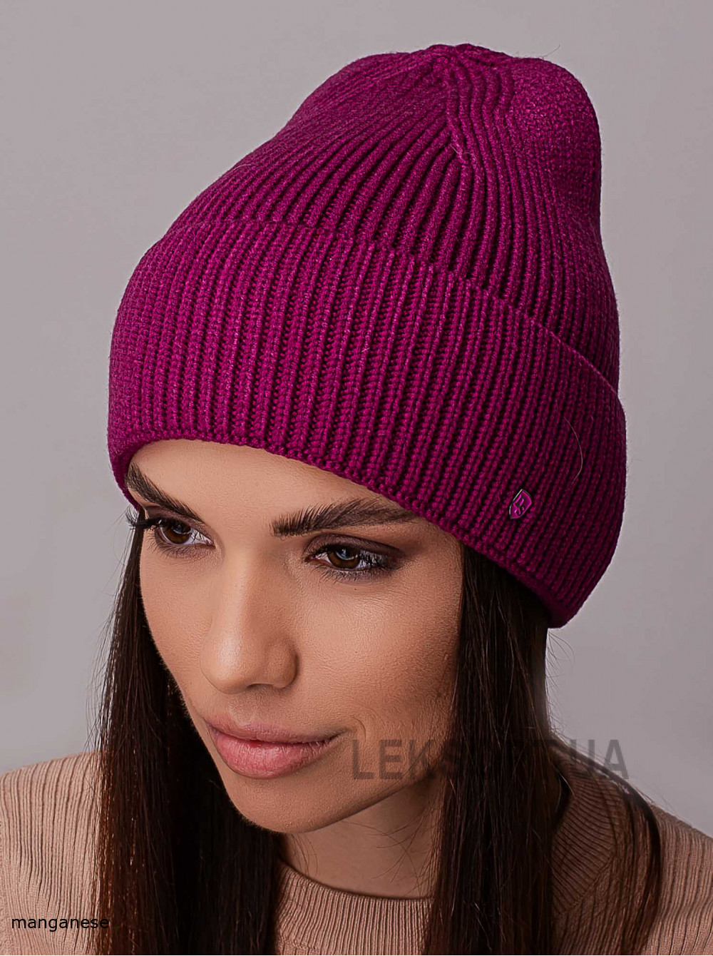 Women's cap with a turn-up Val'kiriya