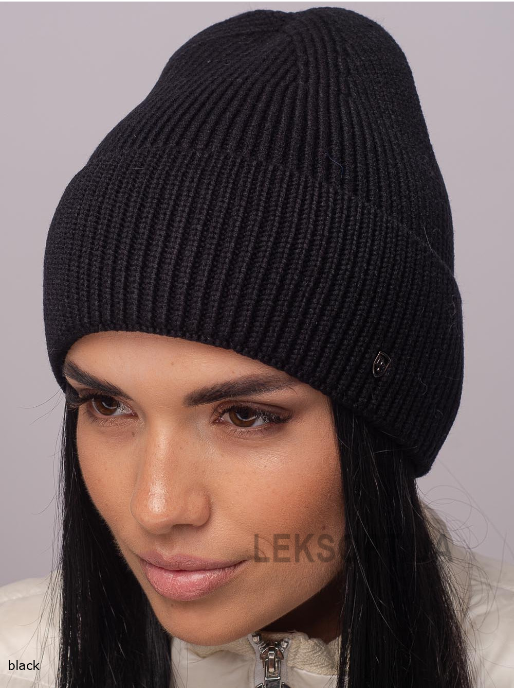 Women's cap with a turn-up Val'kiriya
