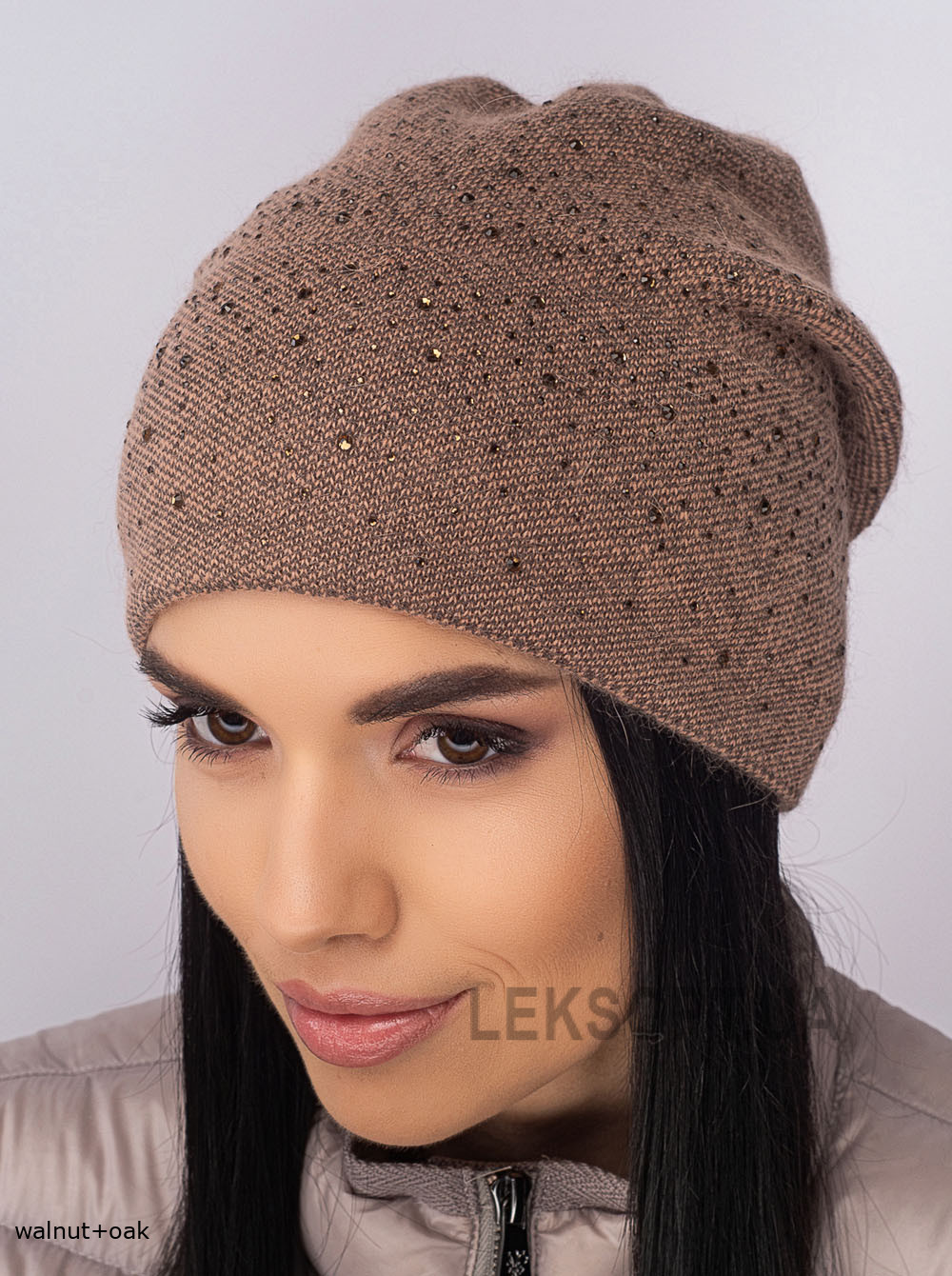 Women's cap Vernisazh