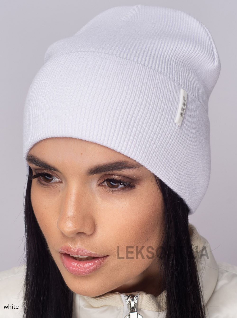Women's cap with a turn-up Vostorg