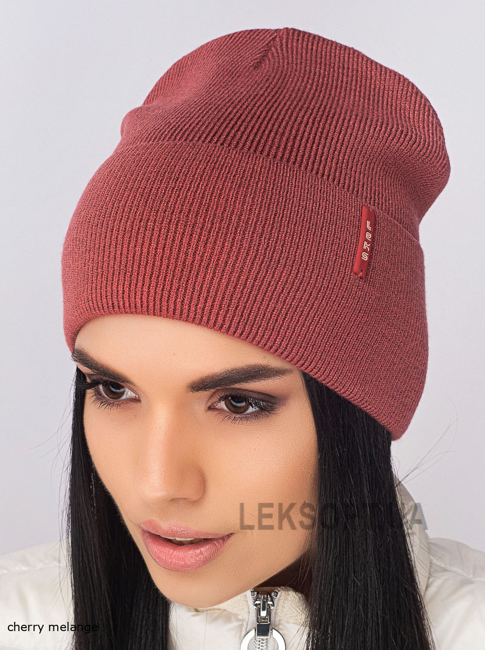 Women's cap with a turn-up Vostorg