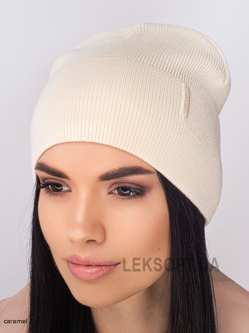 Women's cap with a turn-up Vostorg