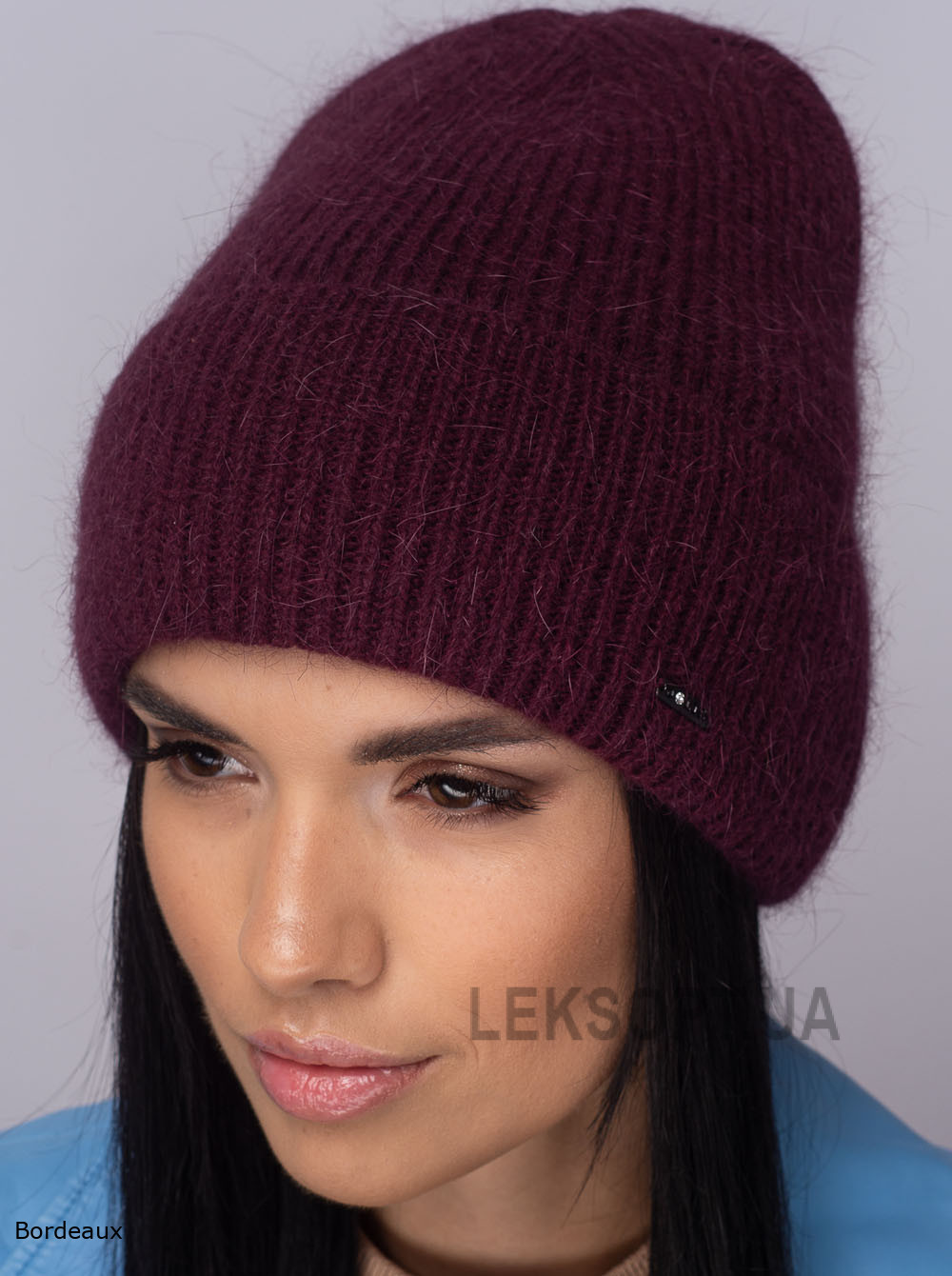 Women's cap Grafinya