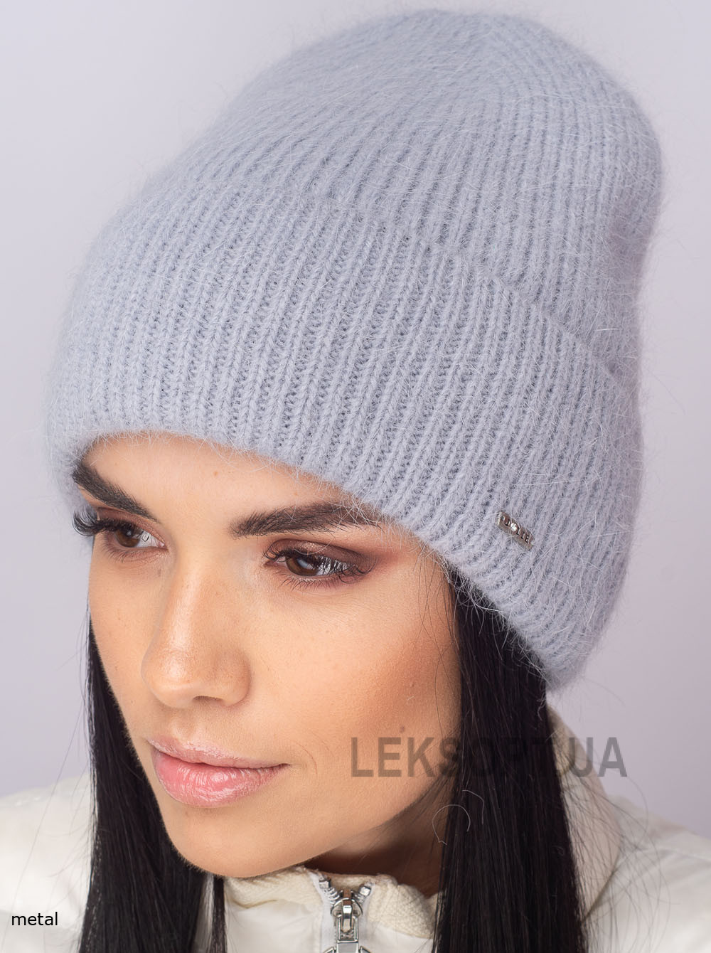 Women's cap Grafinya