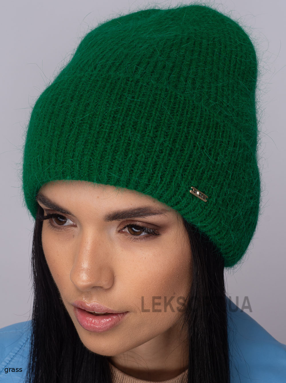 Women's cap Grafinya