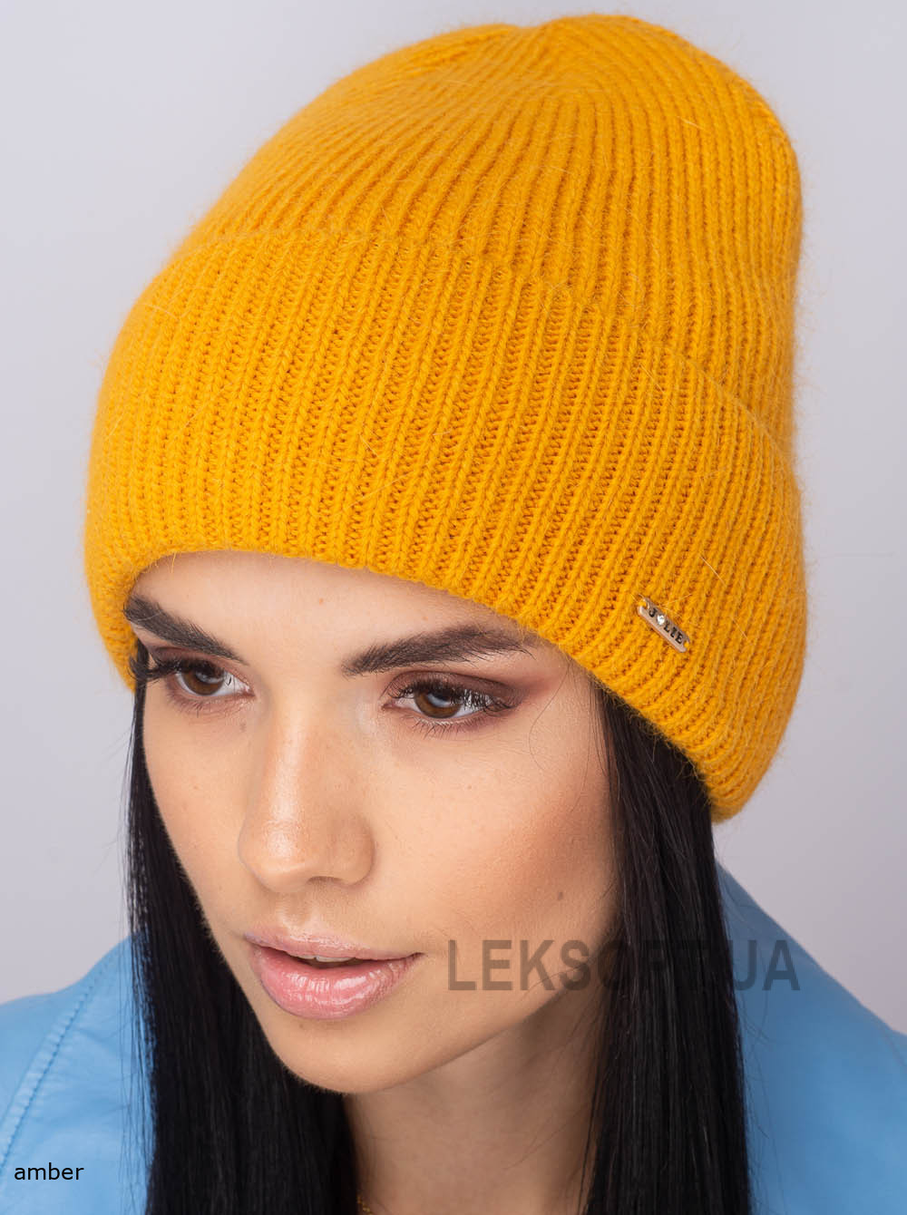 Women's cap Grafinya