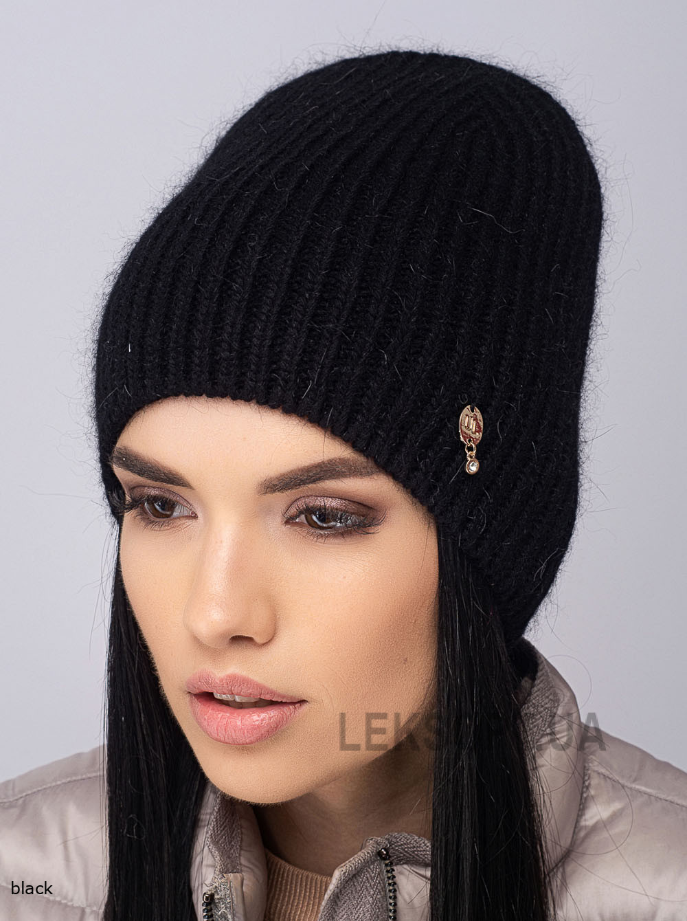 Women's cap Dzhuliya