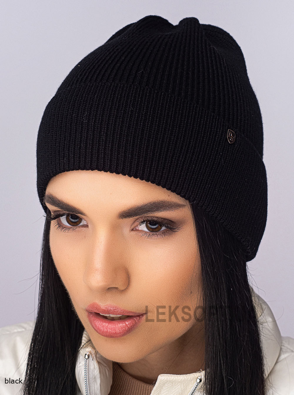 Women's cap Dyuna