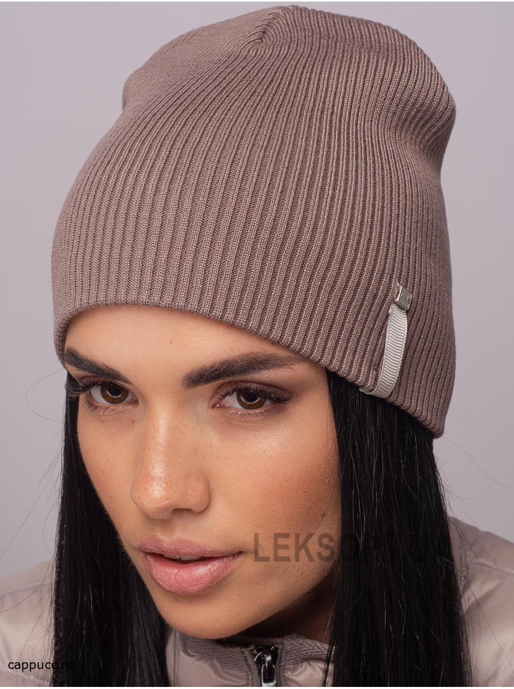 Women's cap Kupol