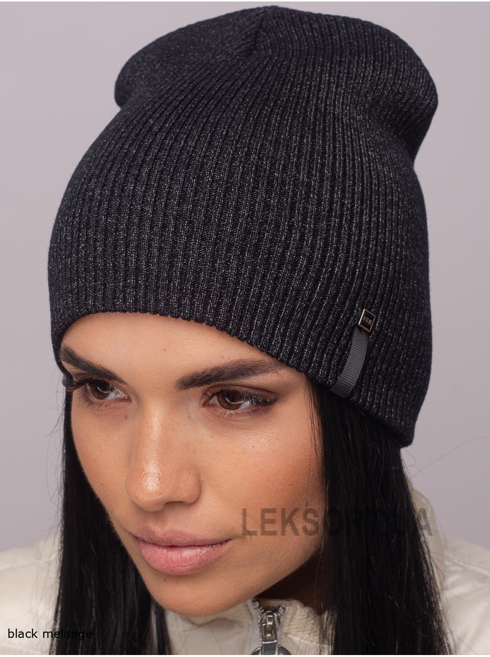 Women's cap Kupol