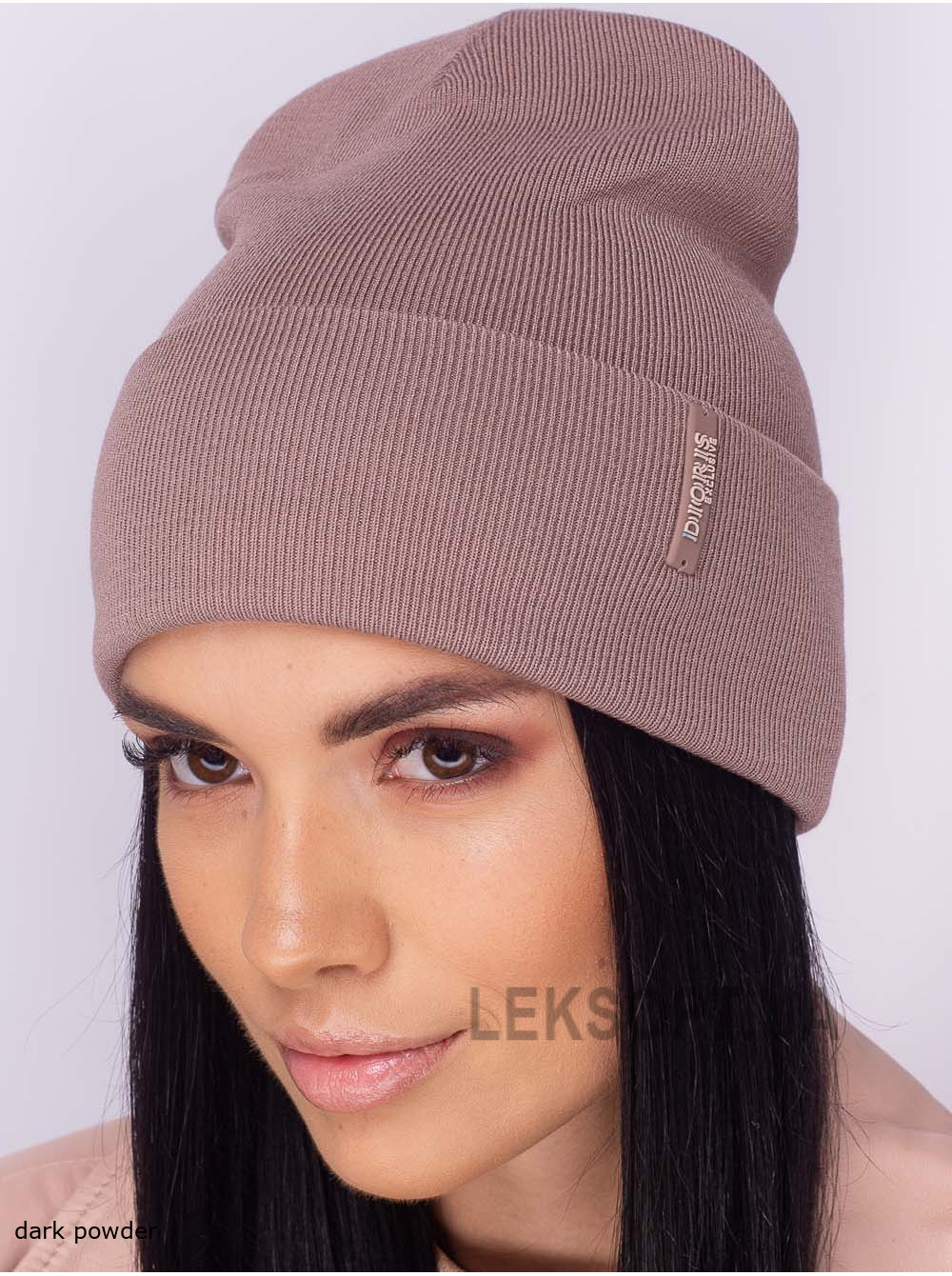 Women's cap with a turn-up Legenda
