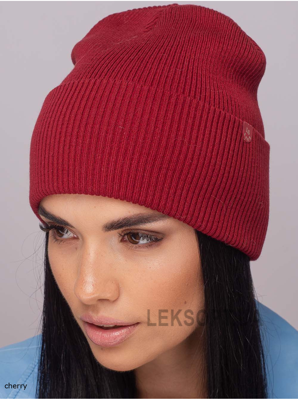Women's cap Oniks