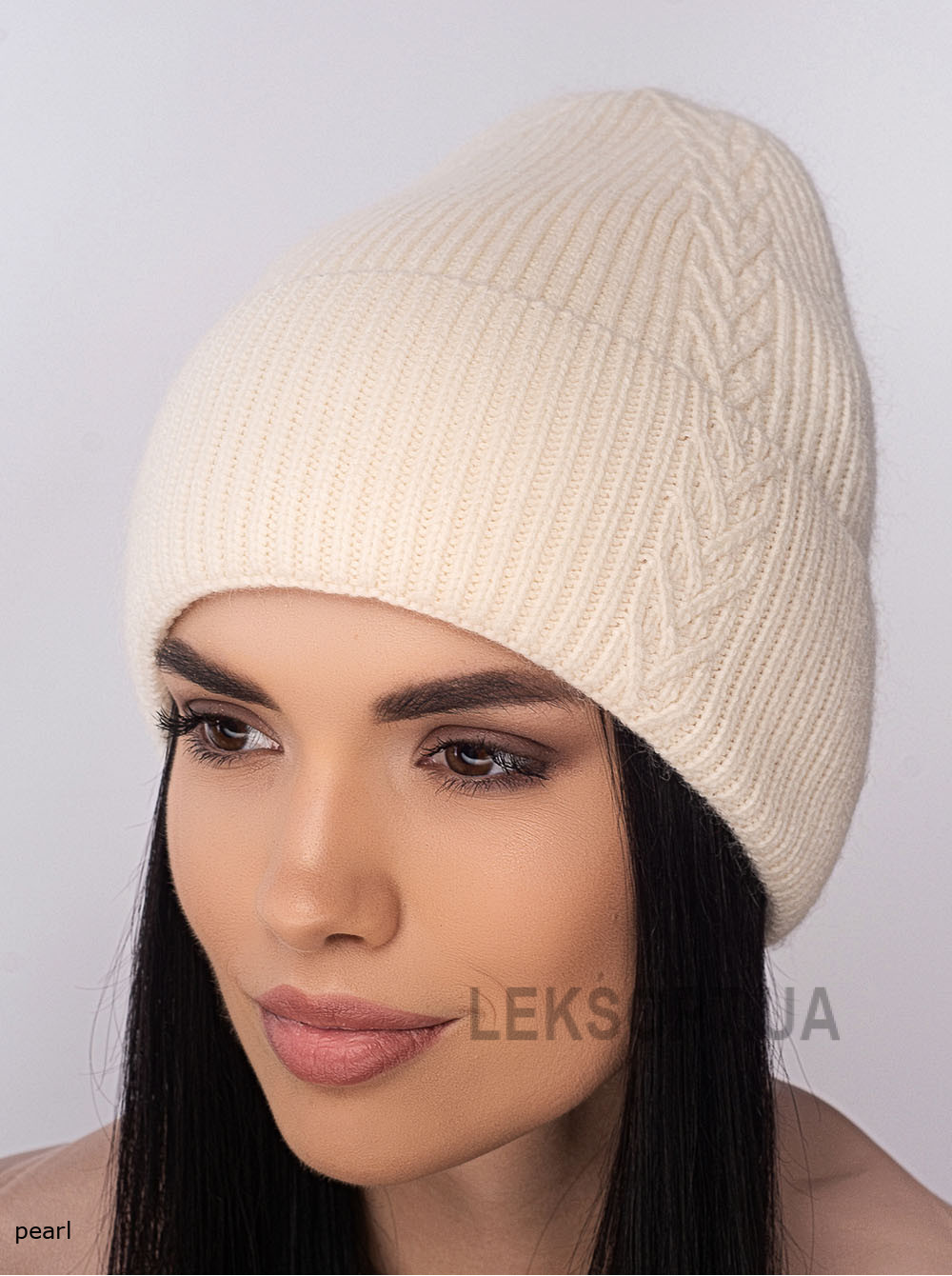 Women's cap Pal'mira