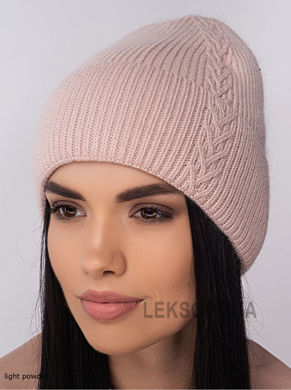 Women's cap Pal'mira