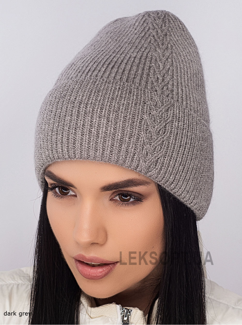 Women's cap Pal'mira