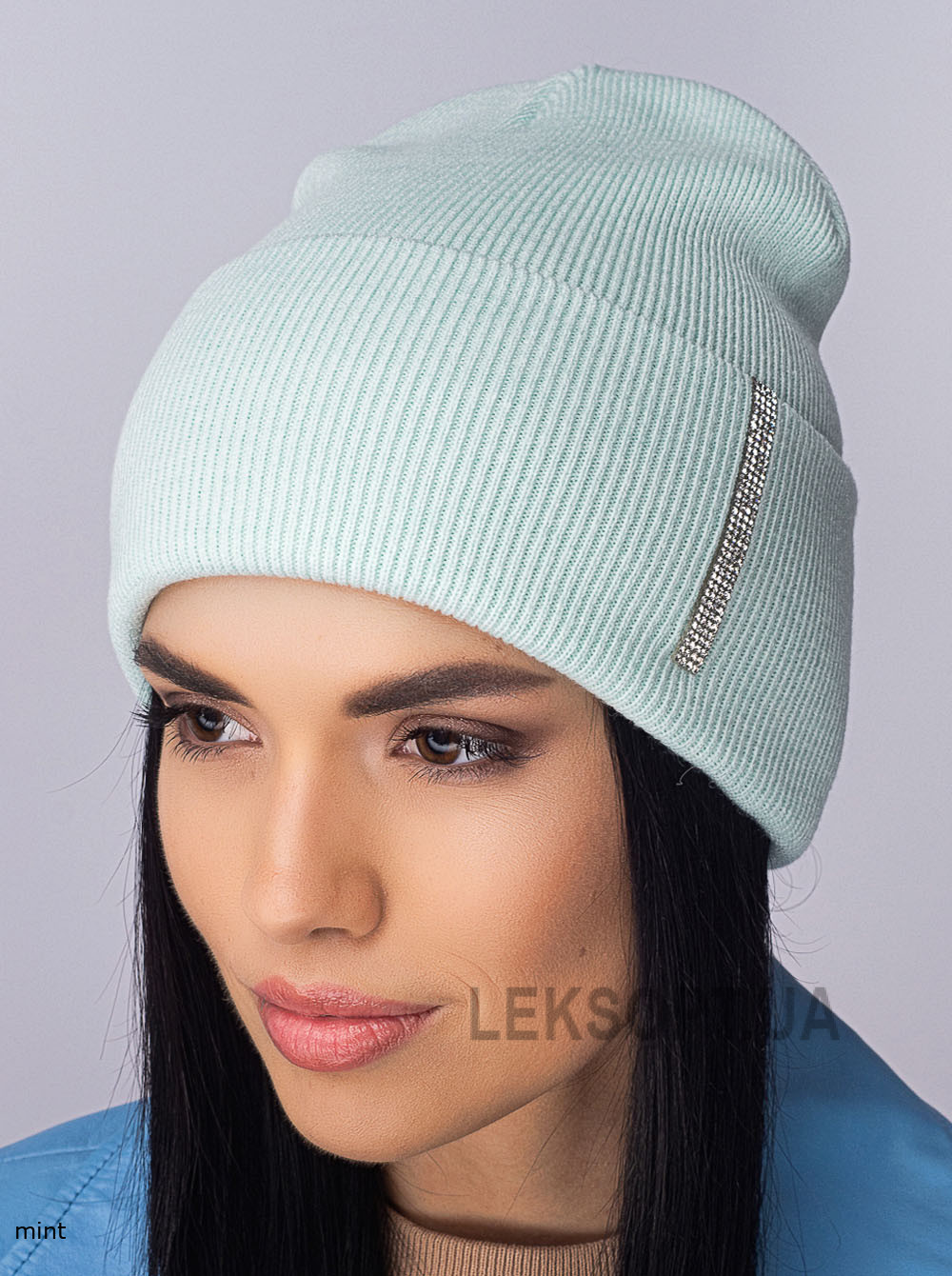 Women's cap Salyut