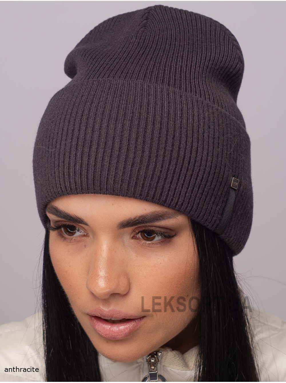 Women's cap Sfera