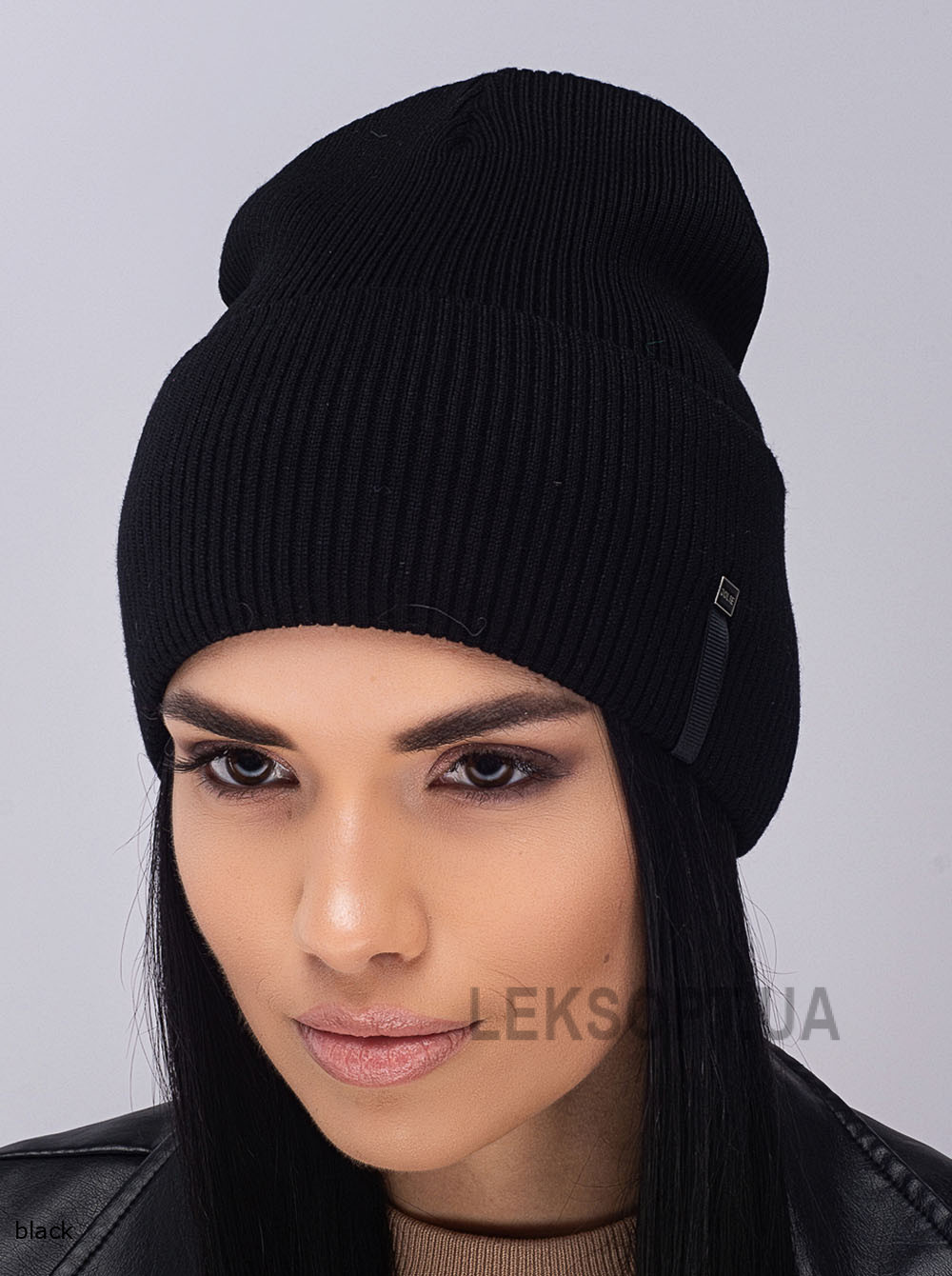 Women's cap Sfera