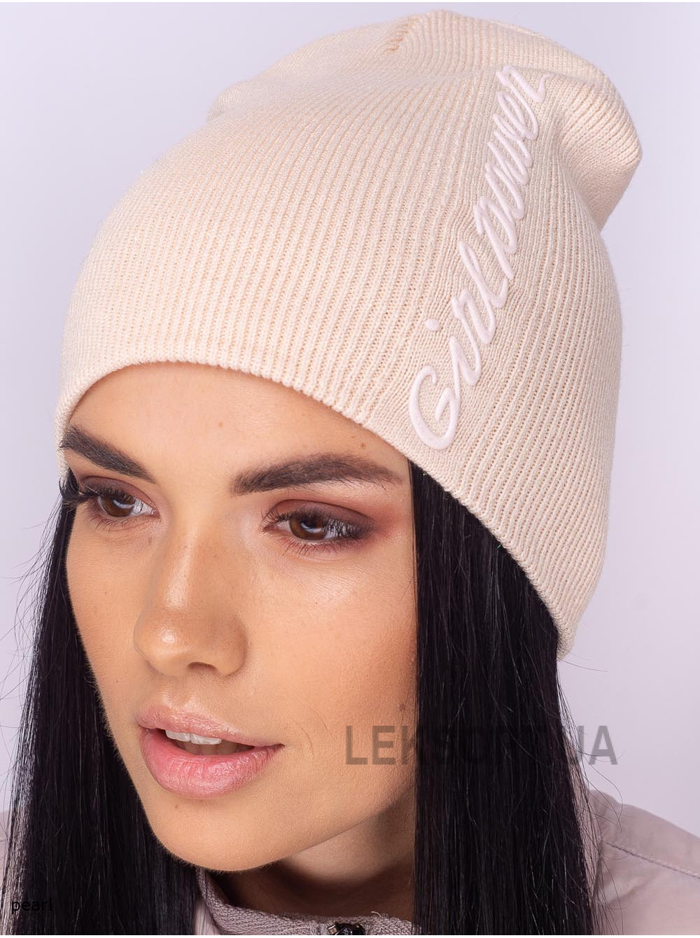 Women's cap Hrustal'