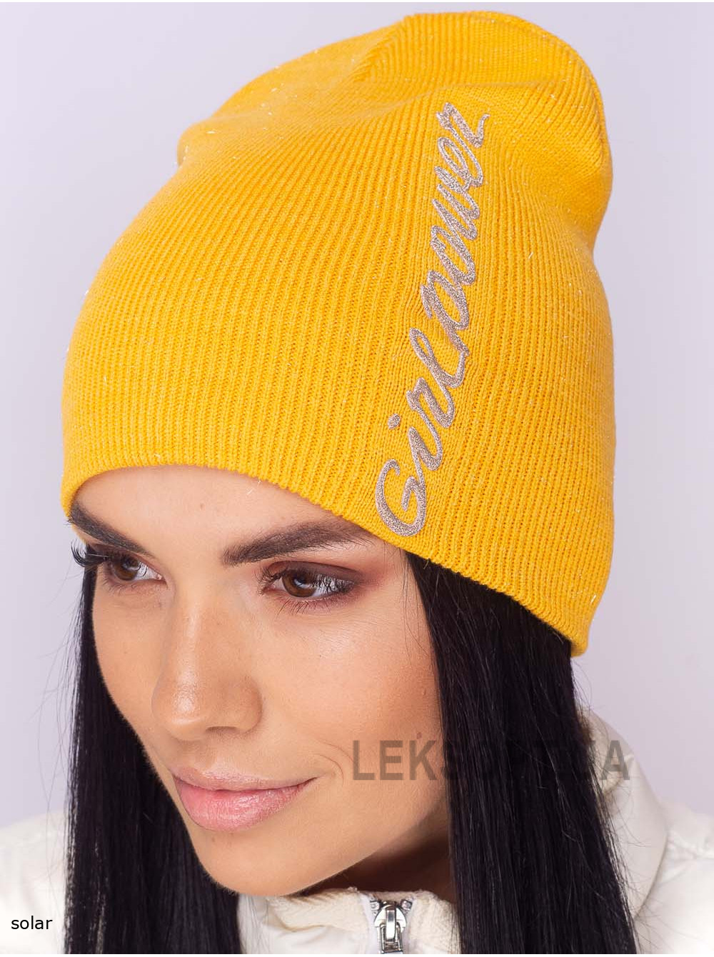 Women's cap Hrustal'