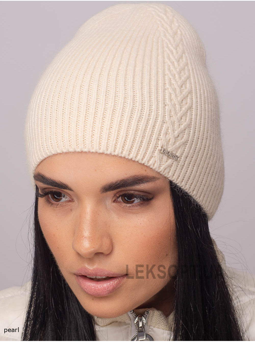 Women's cap Elegant
