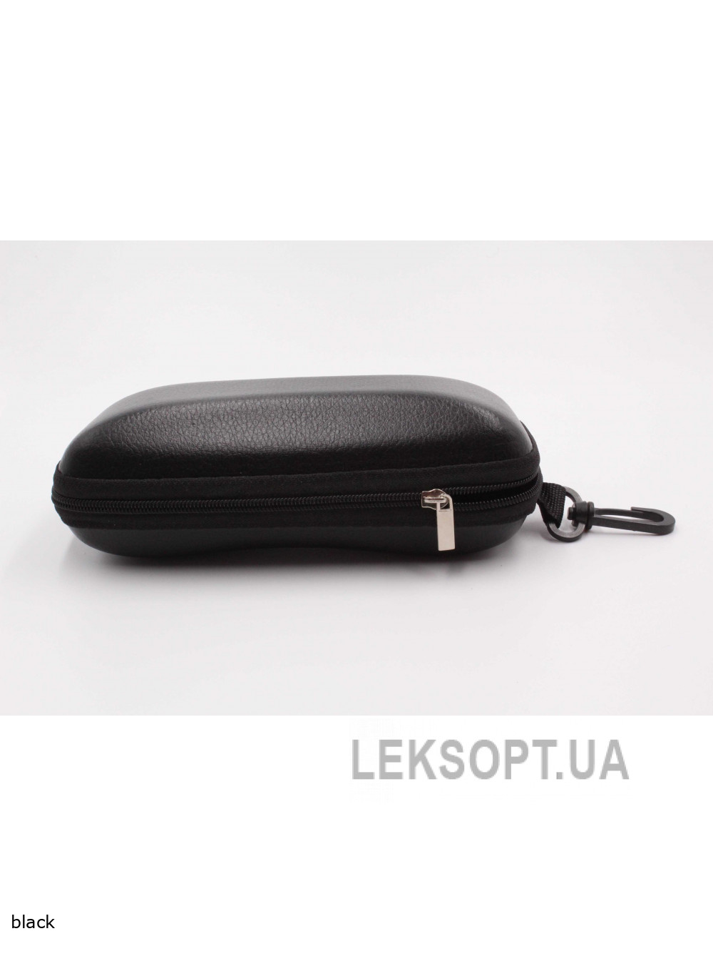 Leatherette case with zipper