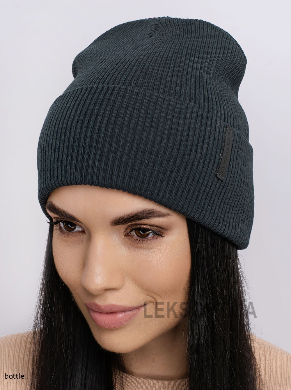 Women's cap Art