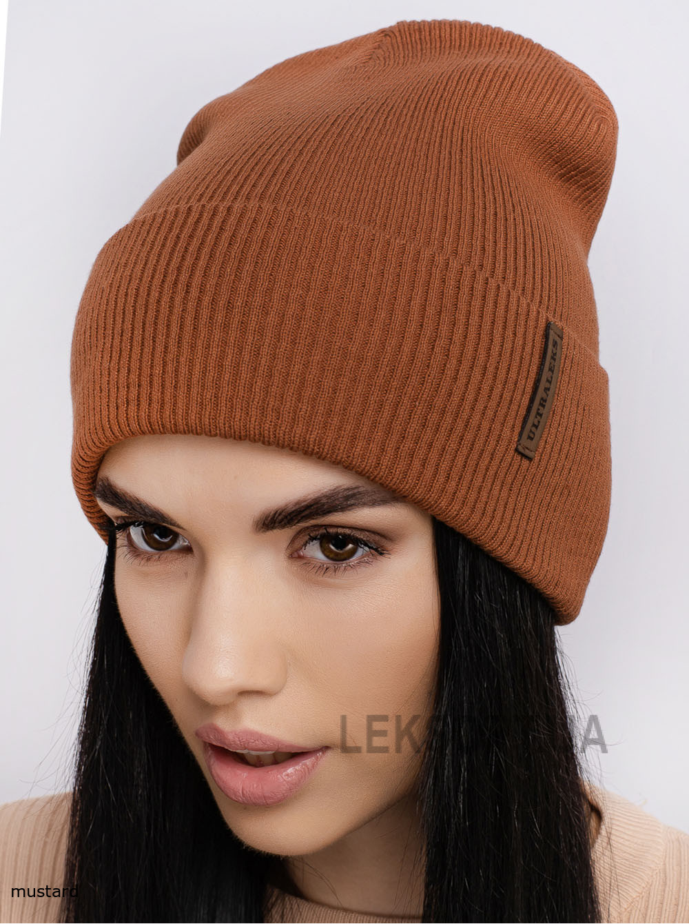 Women's cap Art