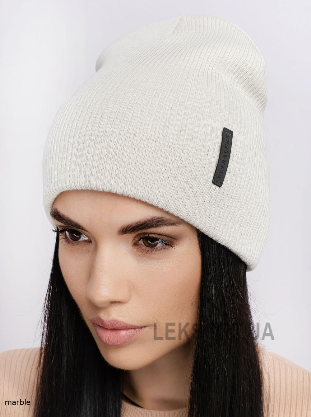 Women's cap Art