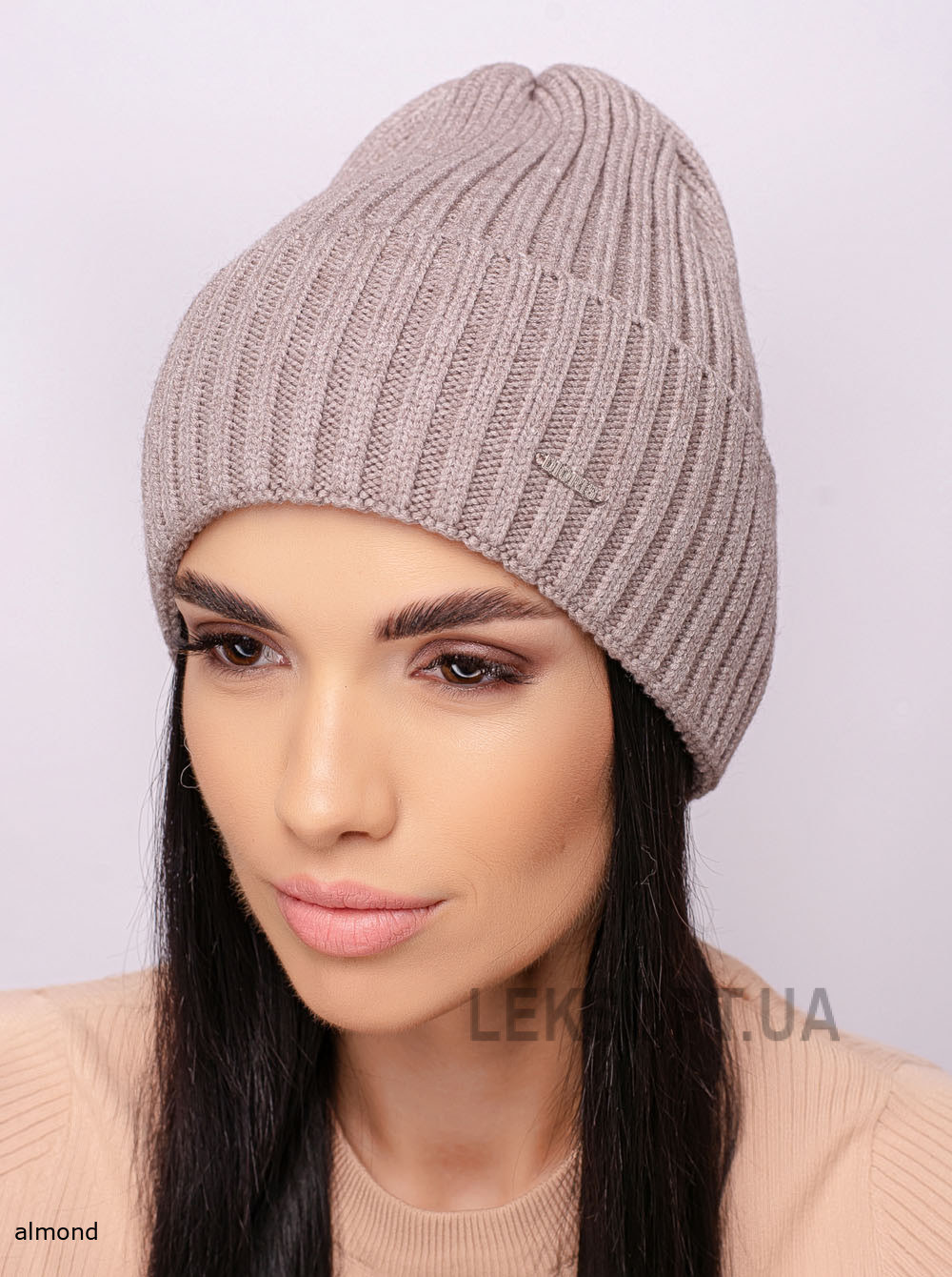Women's cap with a turn-up Bomond