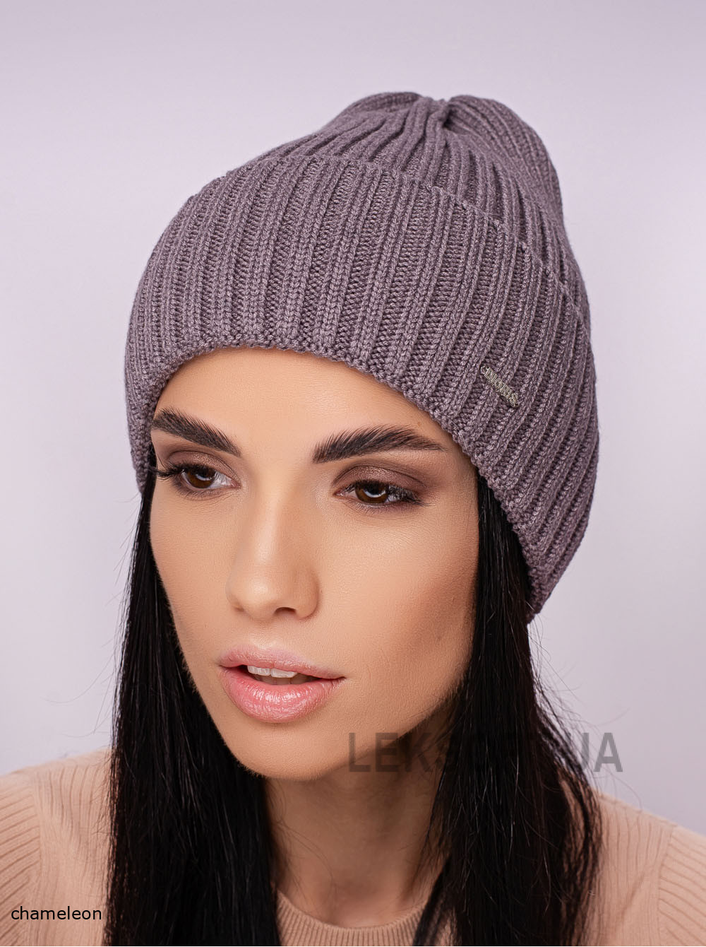 Women's cap with a turn-up Bomond