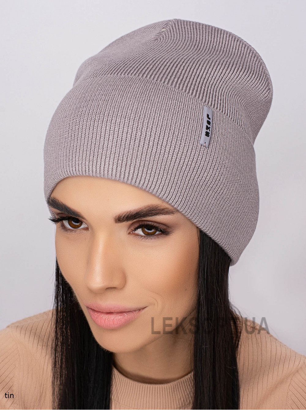 Women's cap with a turn-up Vostorg