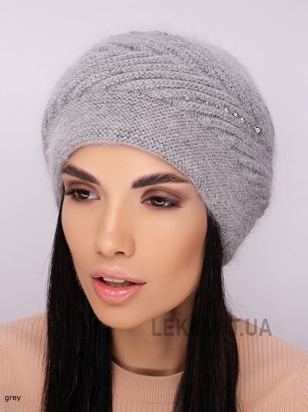 Women's hat Dzhudi