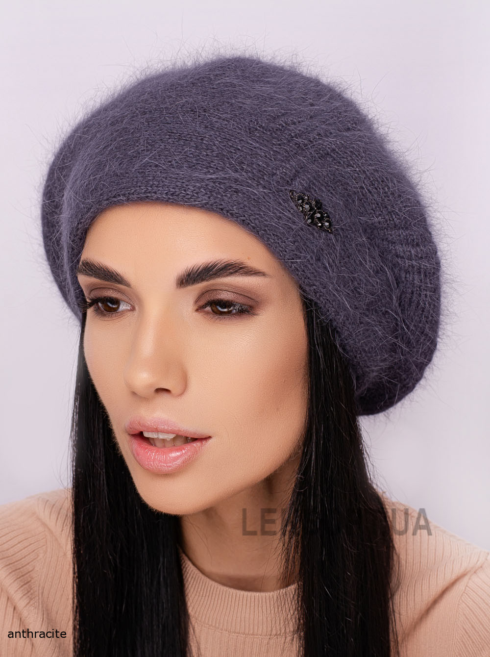 Women's beret Divo