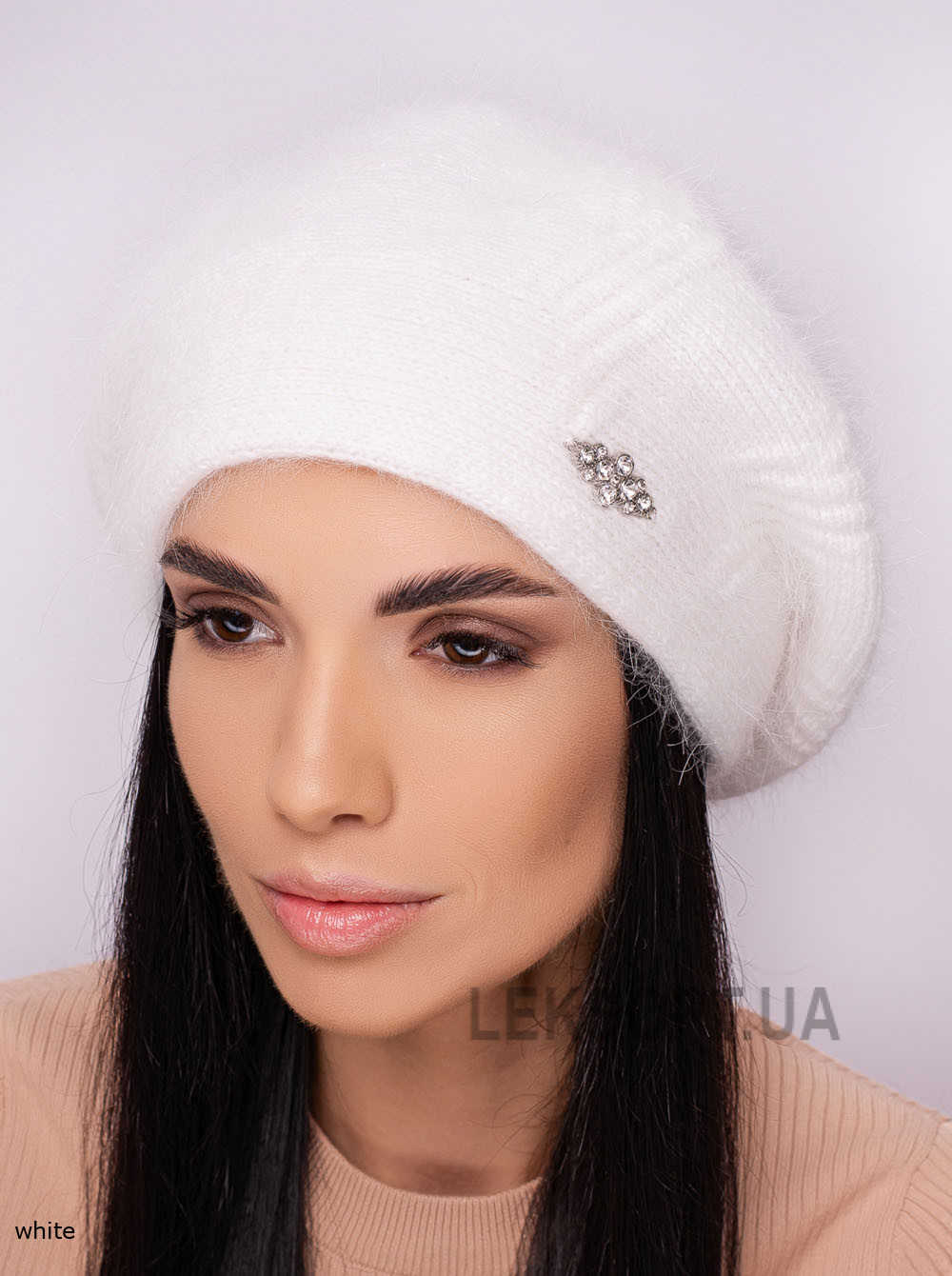 Women's beret Divo