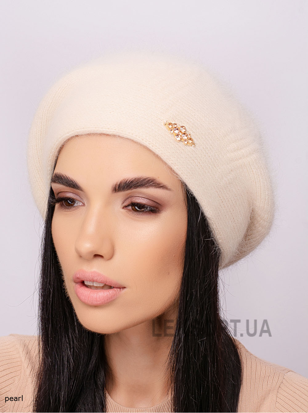 Women's beret Divo